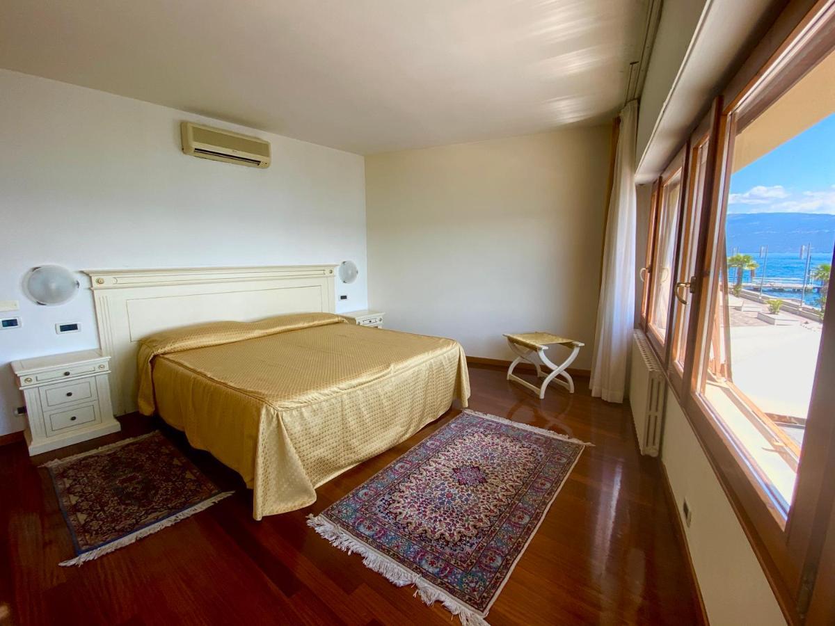 Camere Al Veliero 가르도네리비에라 외부 사진