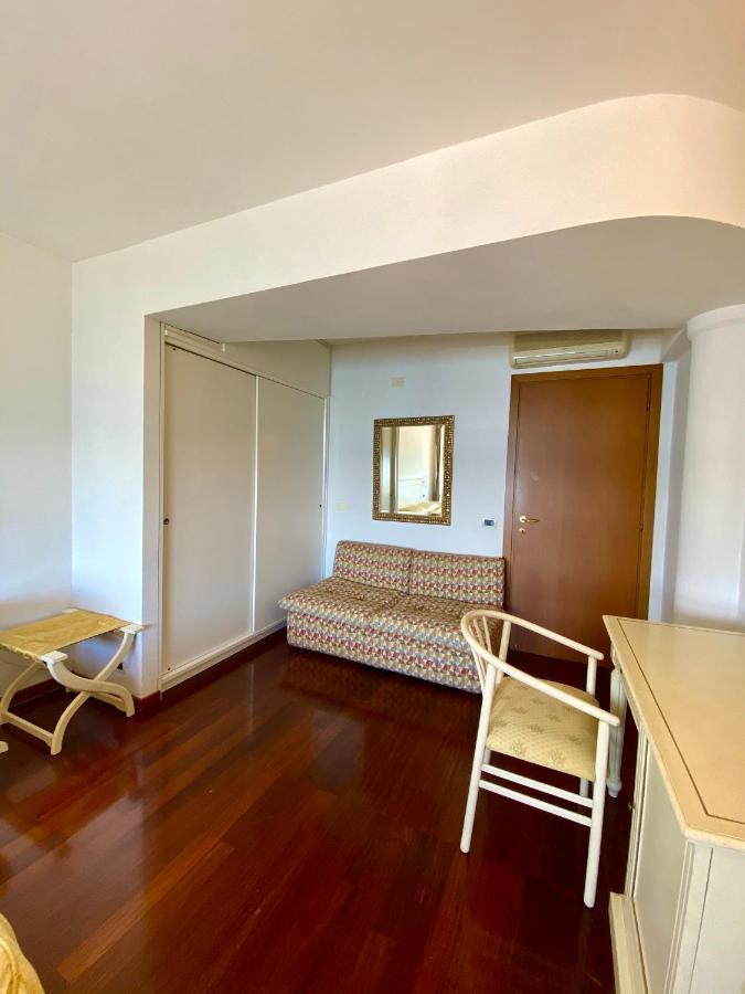 Camere Al Veliero 가르도네리비에라 외부 사진
