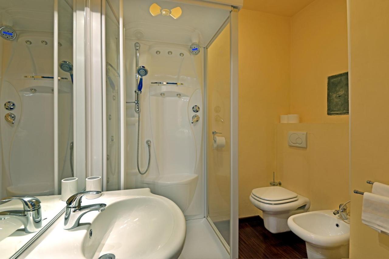 Camere Al Veliero 가르도네리비에라 외부 사진